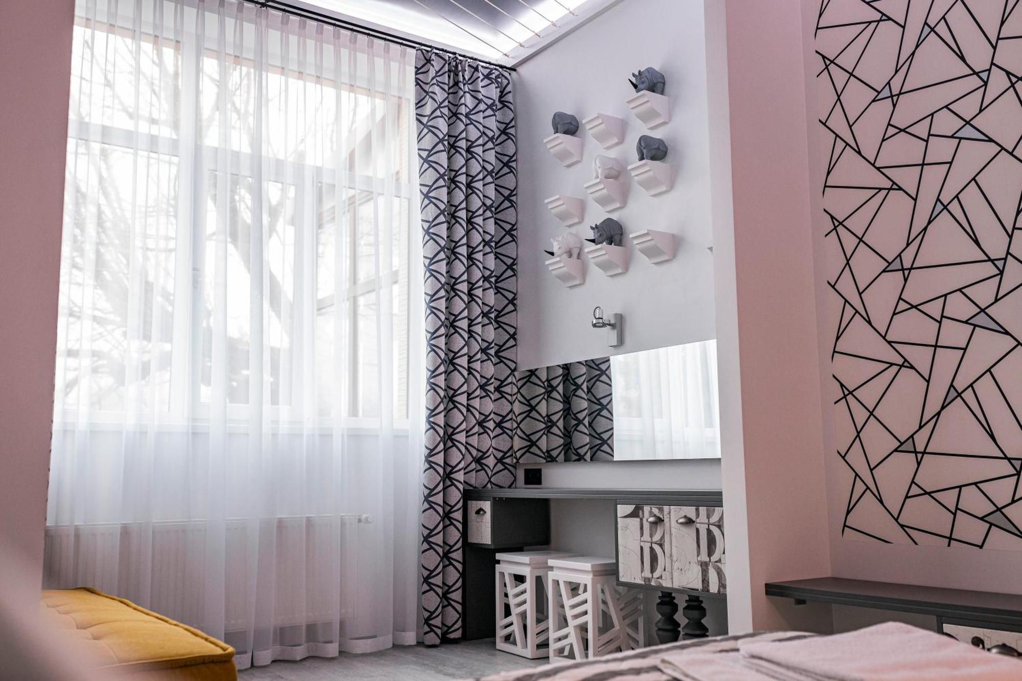 Le Каприз Hotel Khmel'nyts'kyy Exterior photo